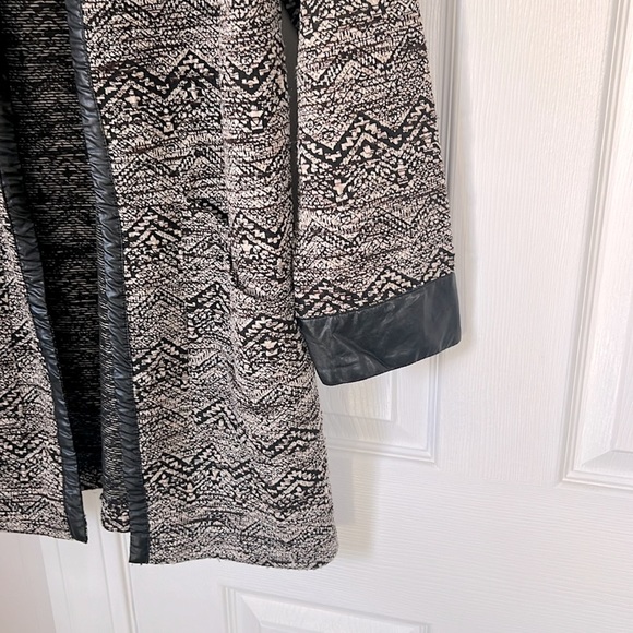 August Silk Cardigan/Coatigan Black Multi Medium - Picture 3 of 3